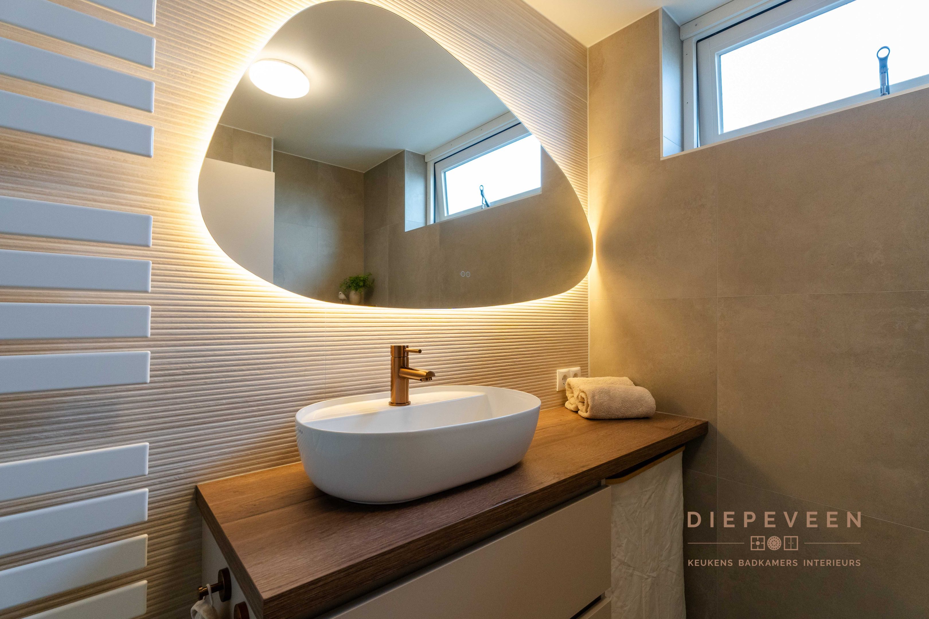 || Elegante badkamer, Werkendam ||