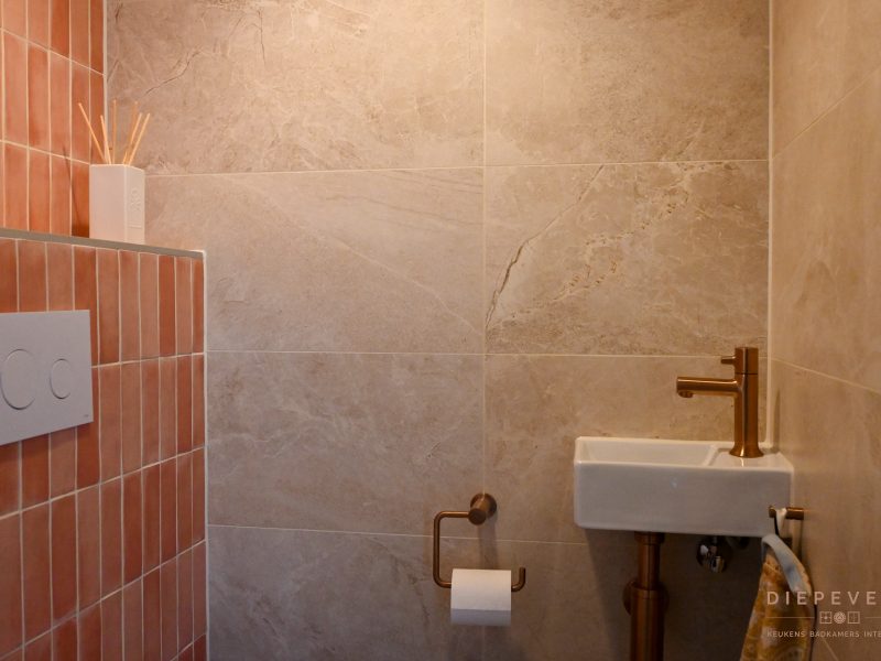 Rosé toilet, Gorinchem