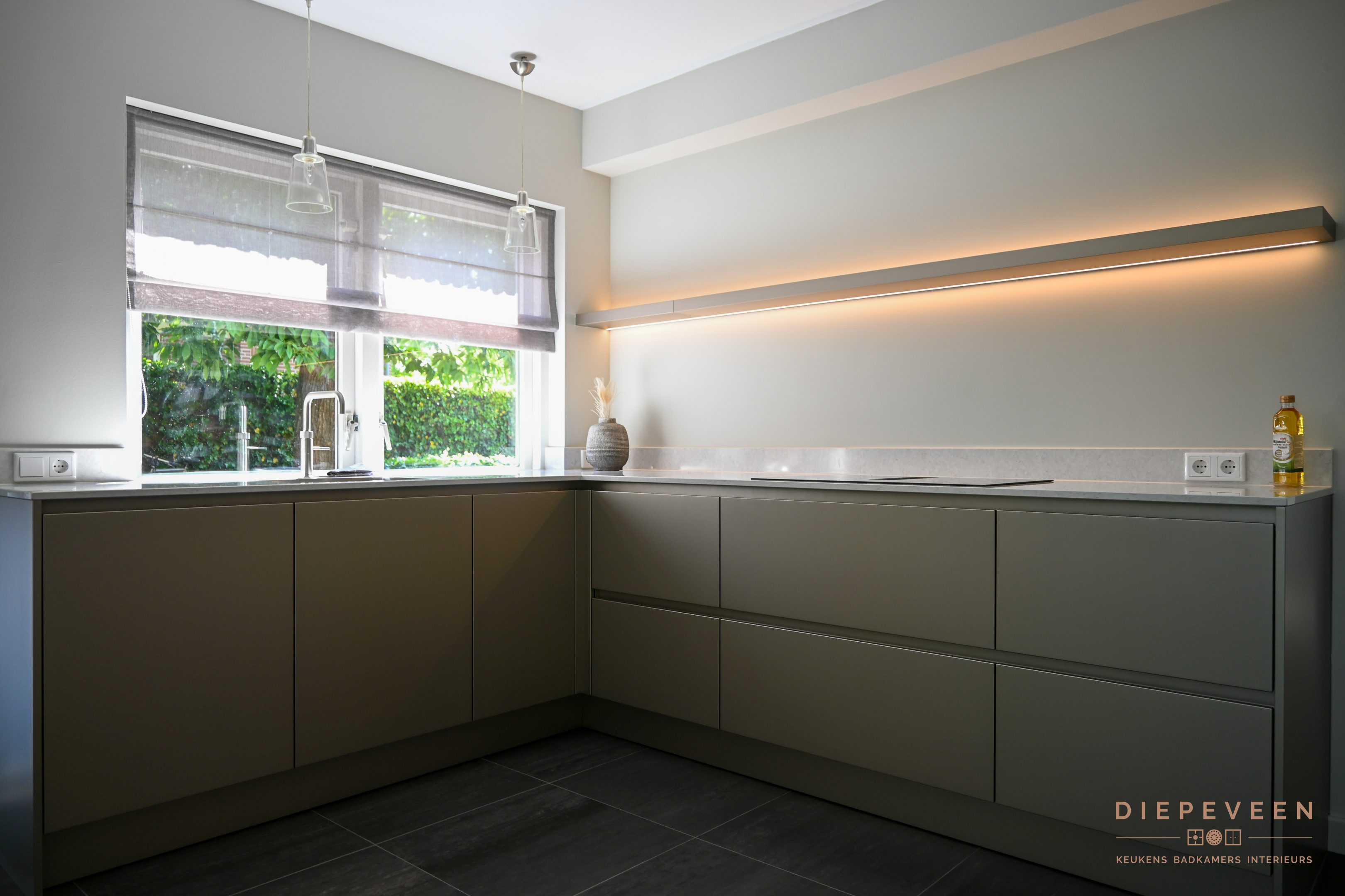 || Luxe keuken met metallic look 's-Hertogenbosch || 