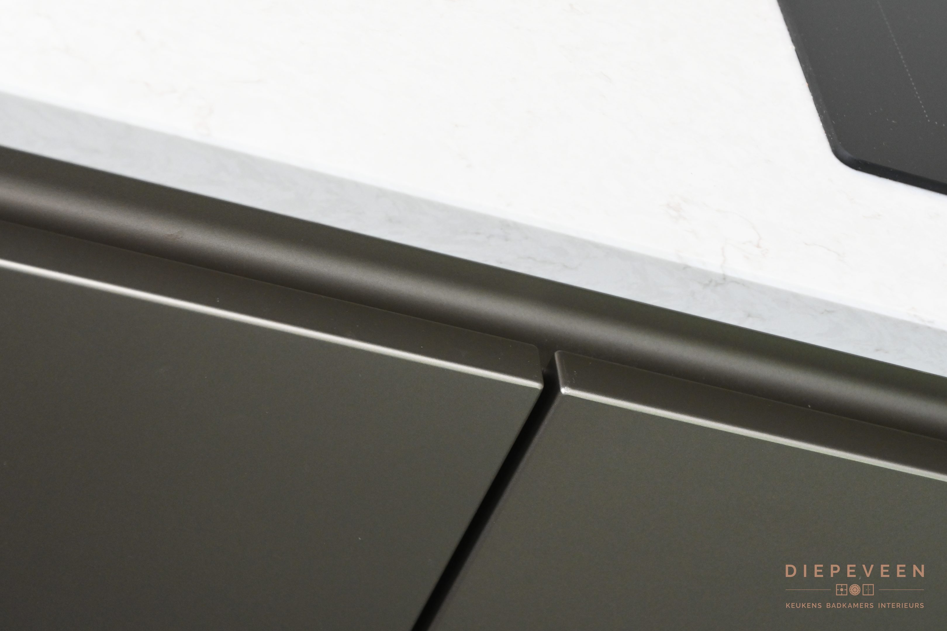 || Luxe keuken met metallic look 's-Hertogenbosch || 