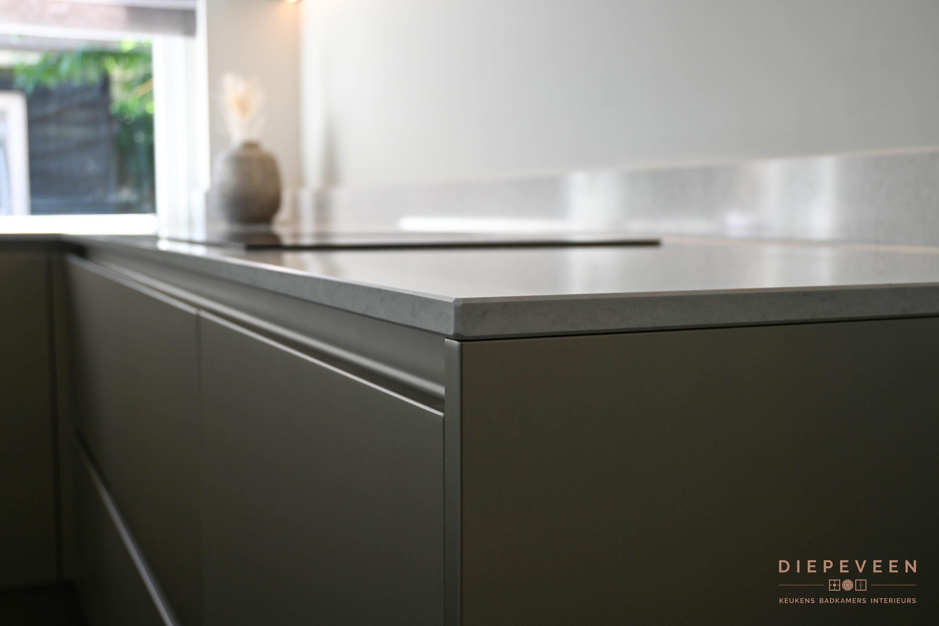 || Luxe keuken met metallic look 's-Hertogenbosch || 