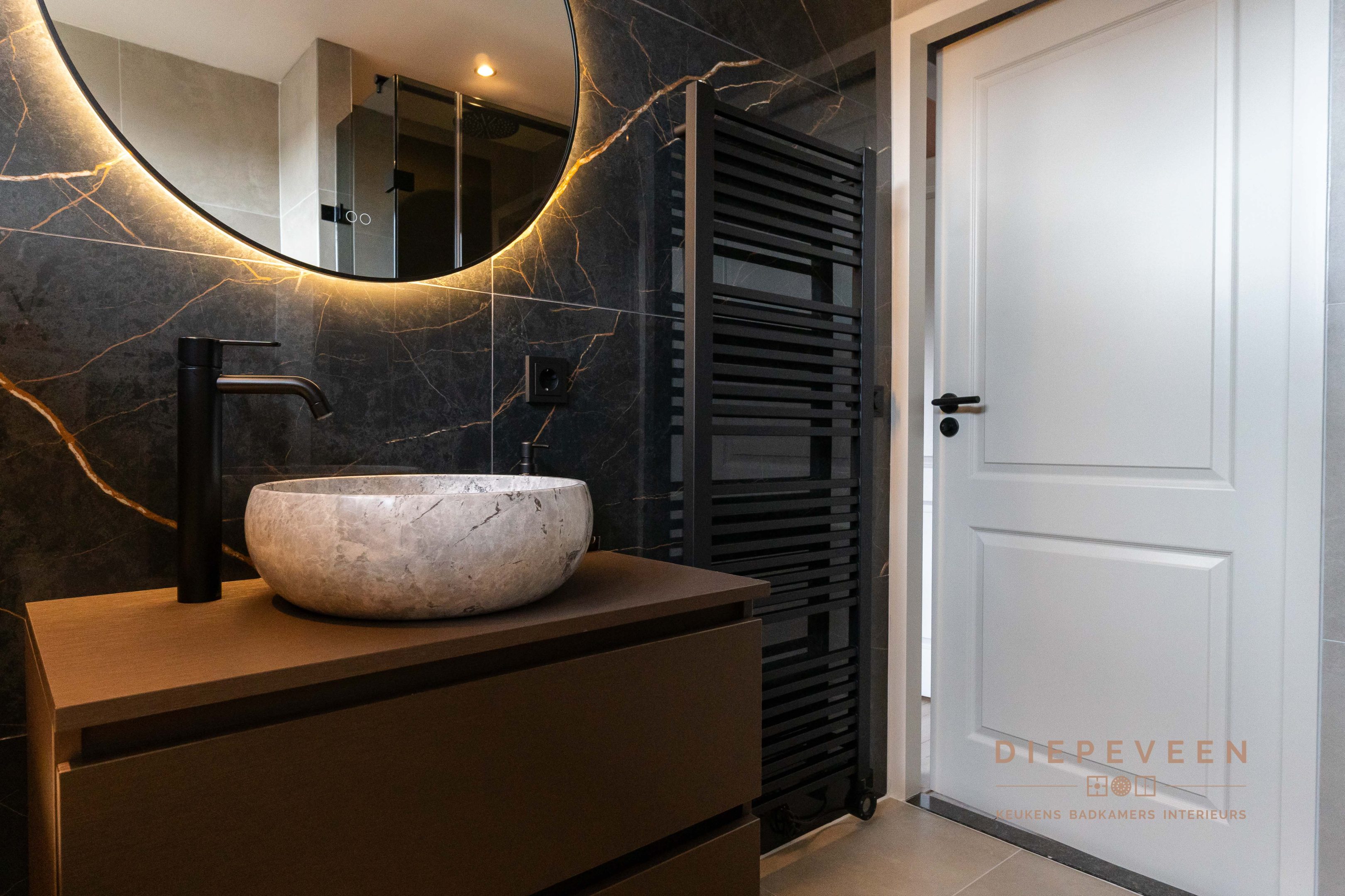 || Chique badkamer, Brakel ||