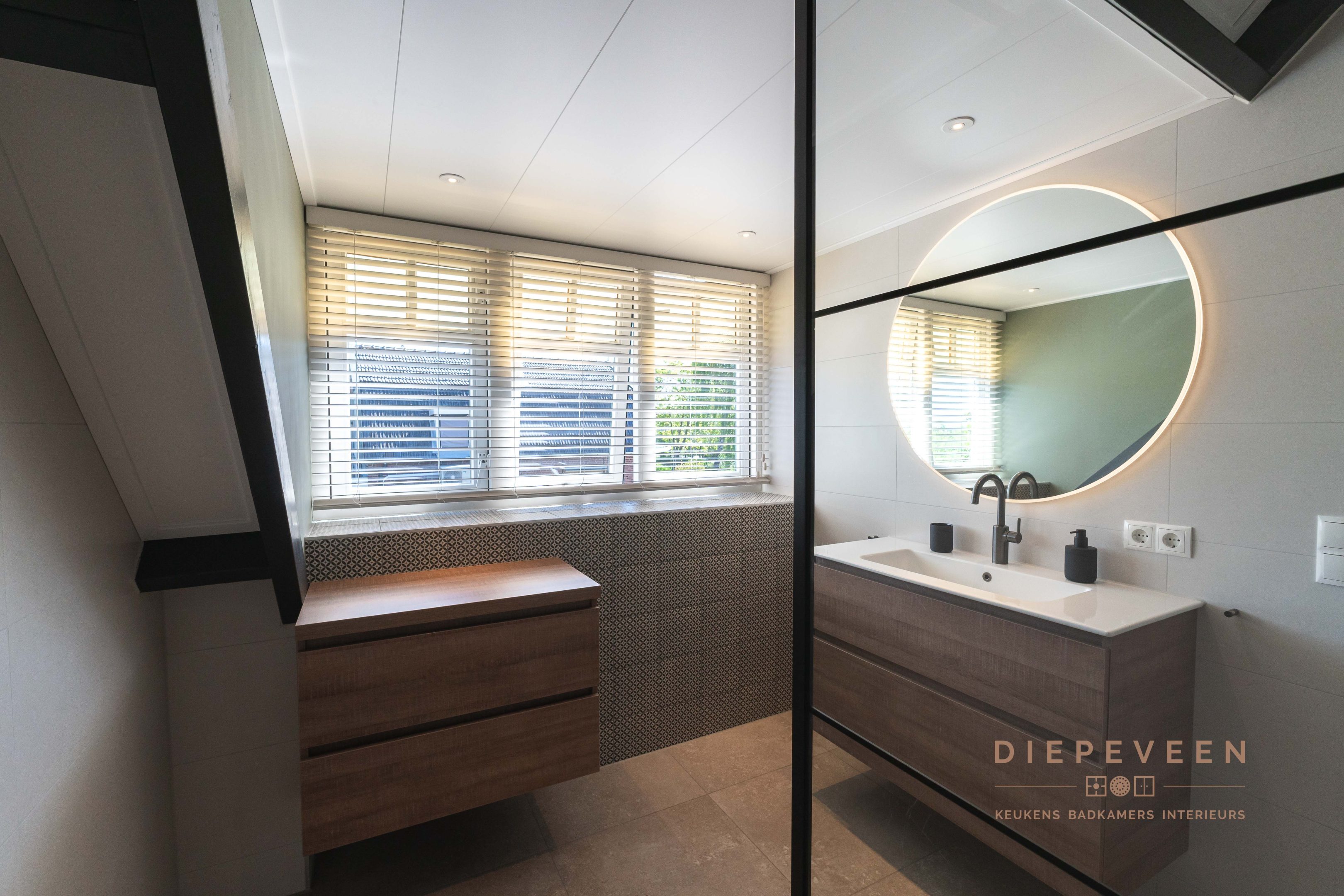 || Tijdloze badkamer, Brandwijk ||