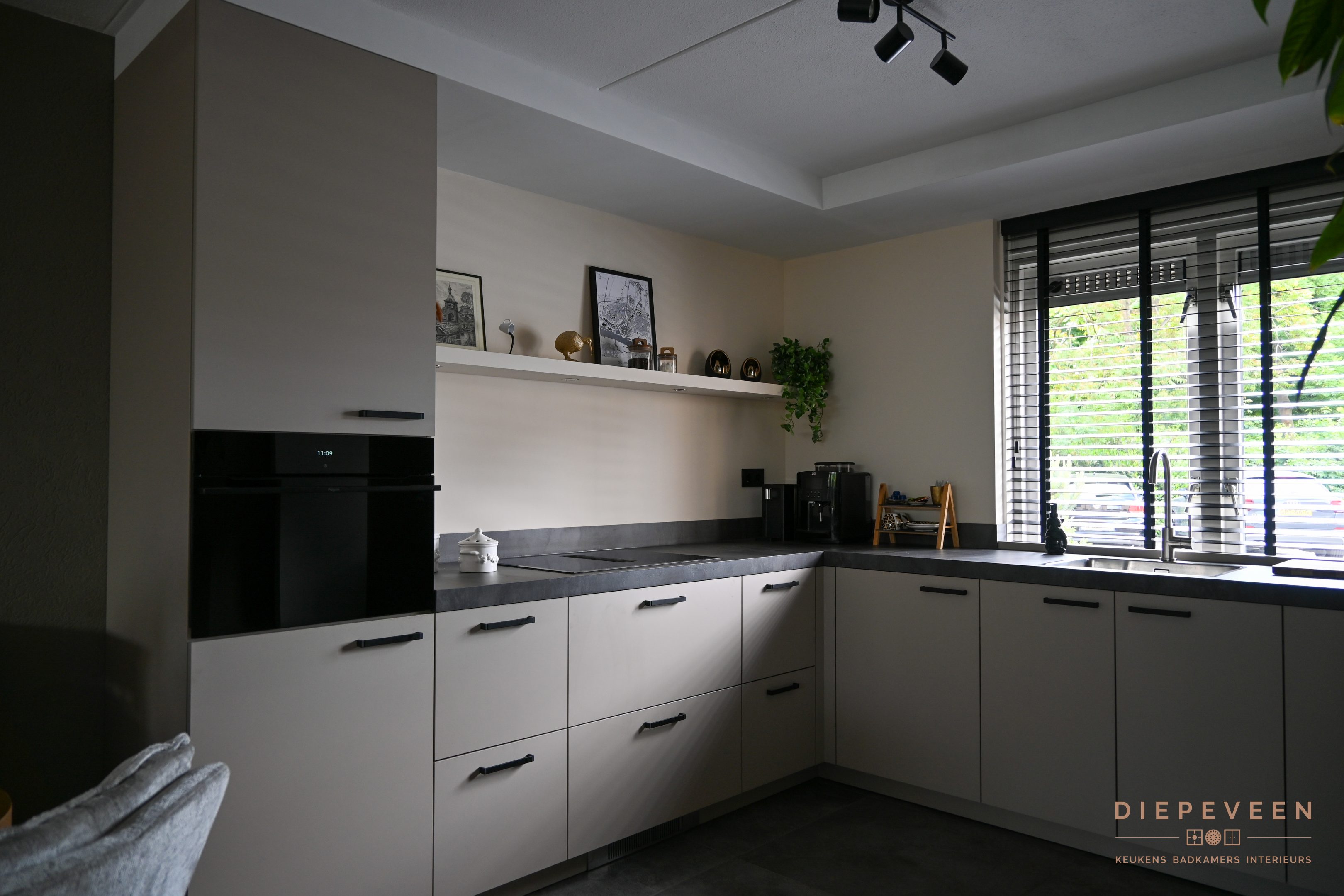 || Strakke keuken, Gorinchem ||