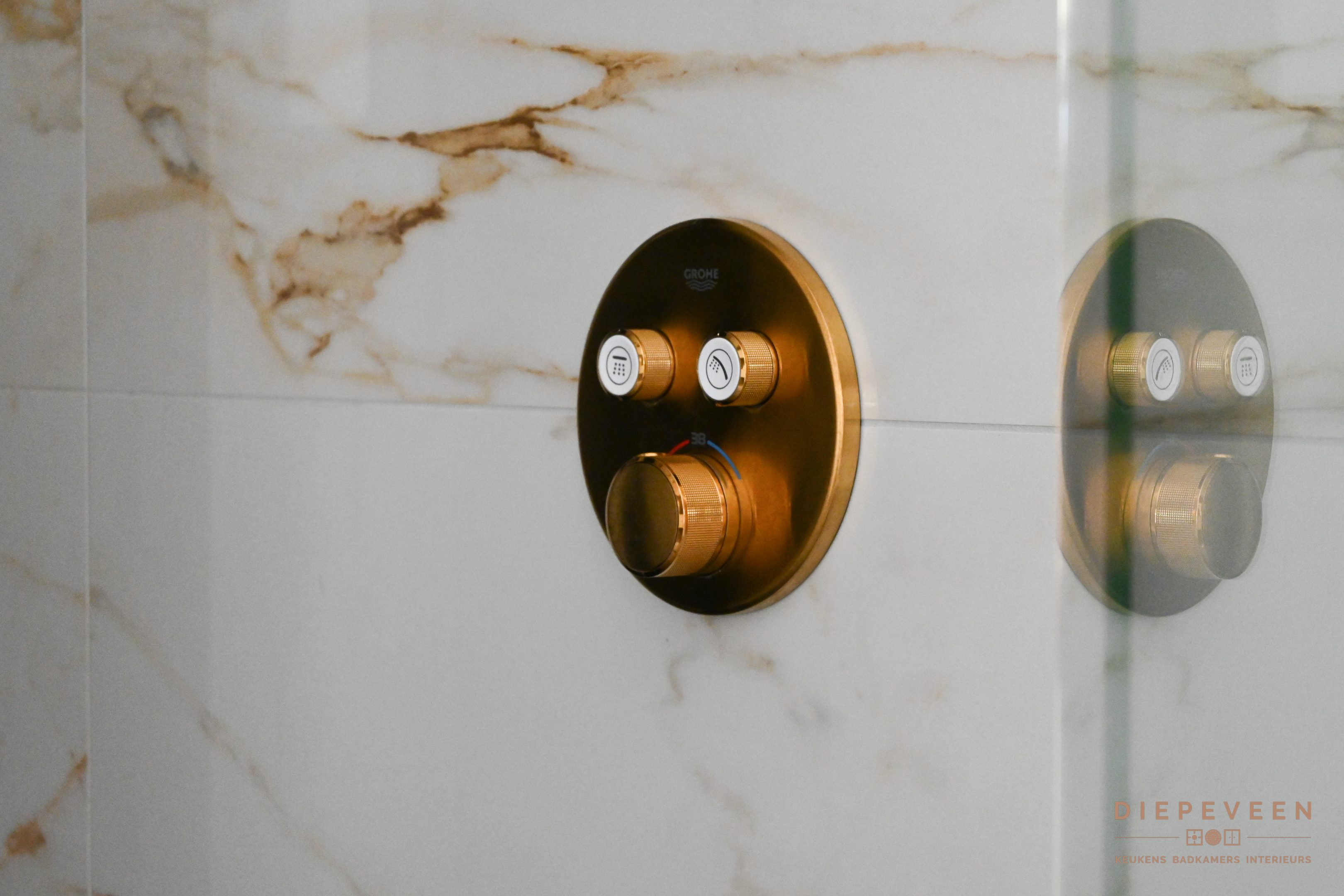 || Chique badkamer, Wijk en Aalburg ||