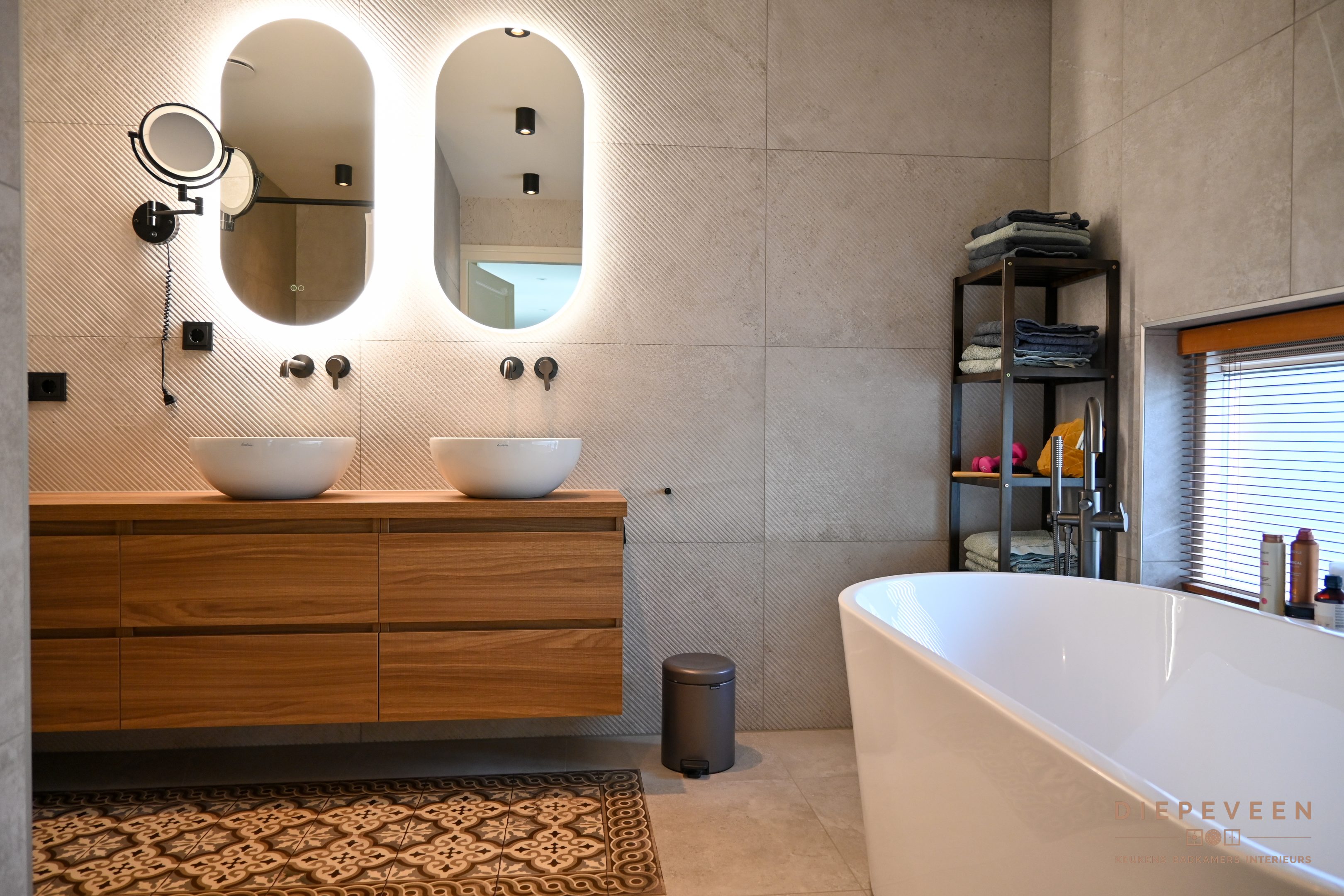 || Warme & unieke badkamer, Nederhemert ||