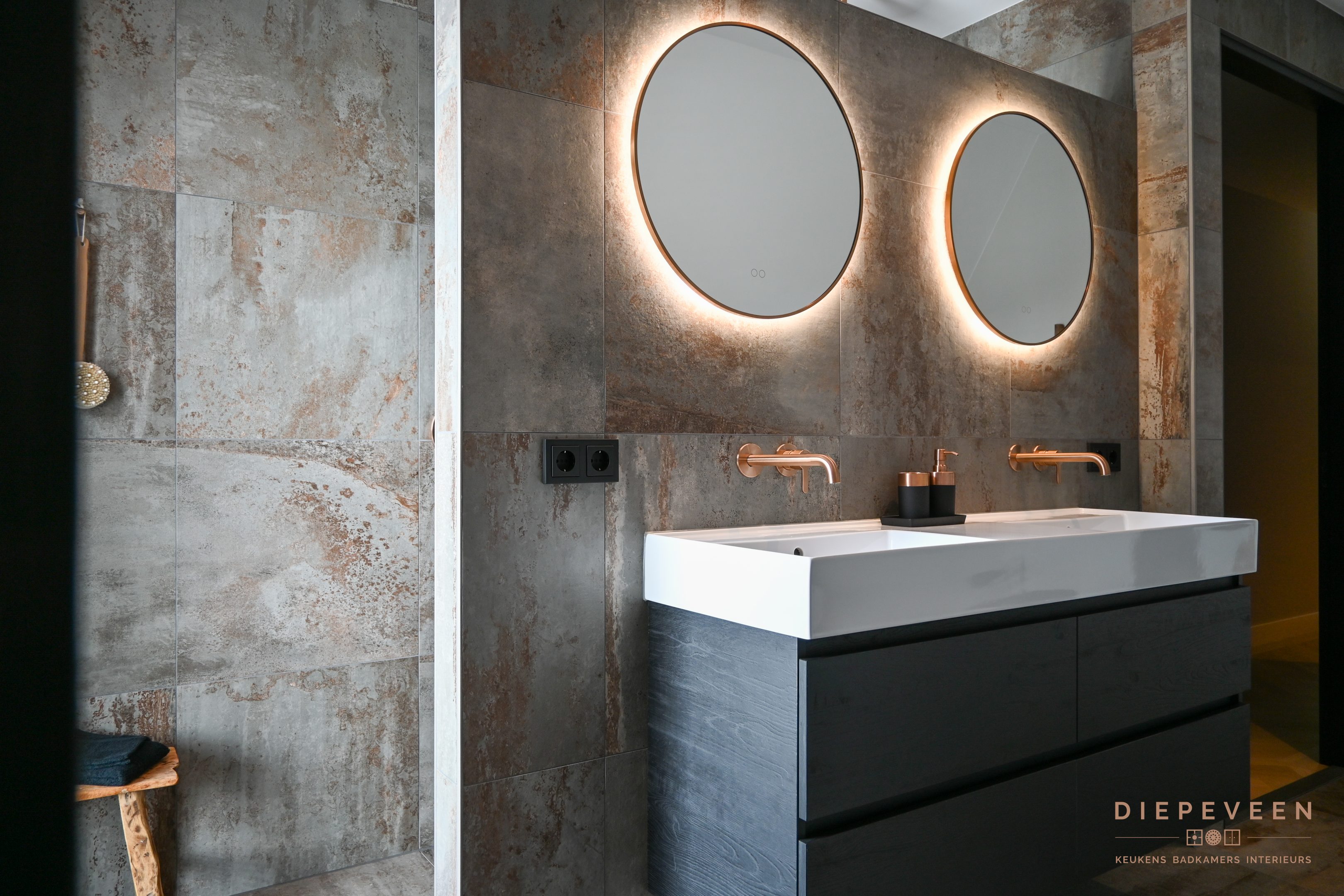 || Luxe moderne badkamer, Werkendam || 