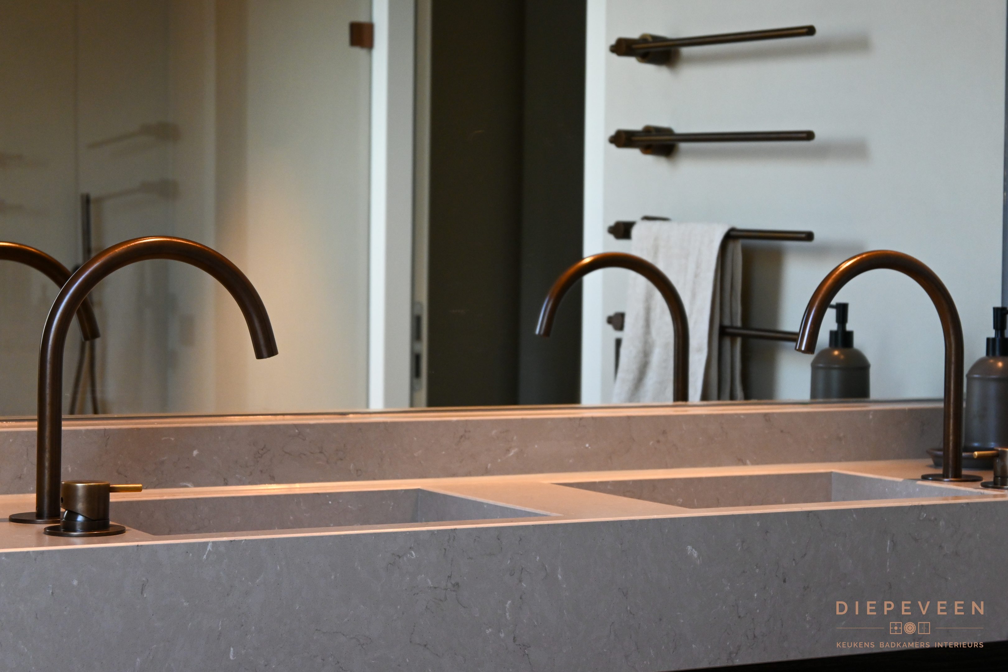 || Chique badkamers, Brakel ||