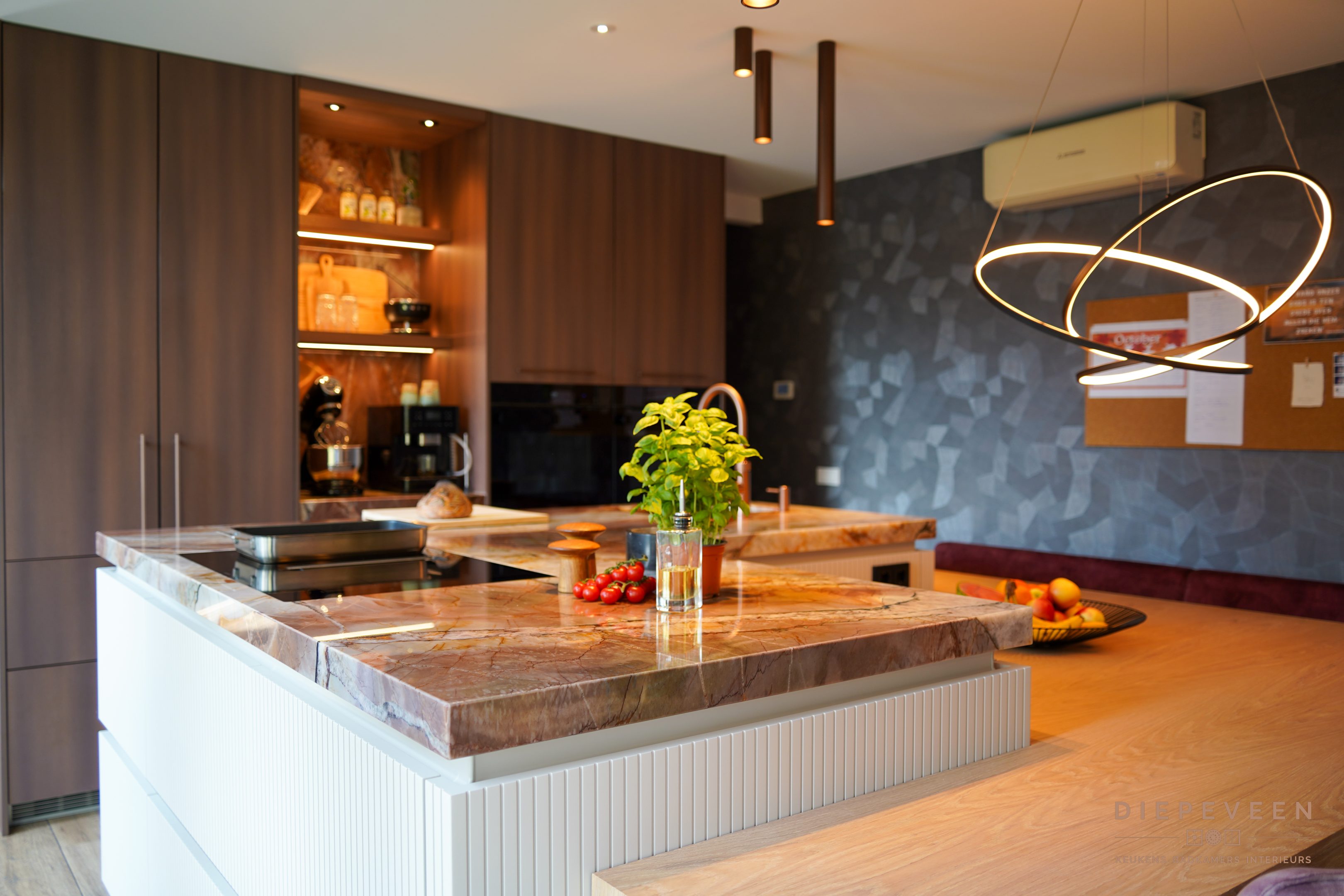 || Luxe leefkeuken, Andel || || Luxe leefkeuken, Andel ||