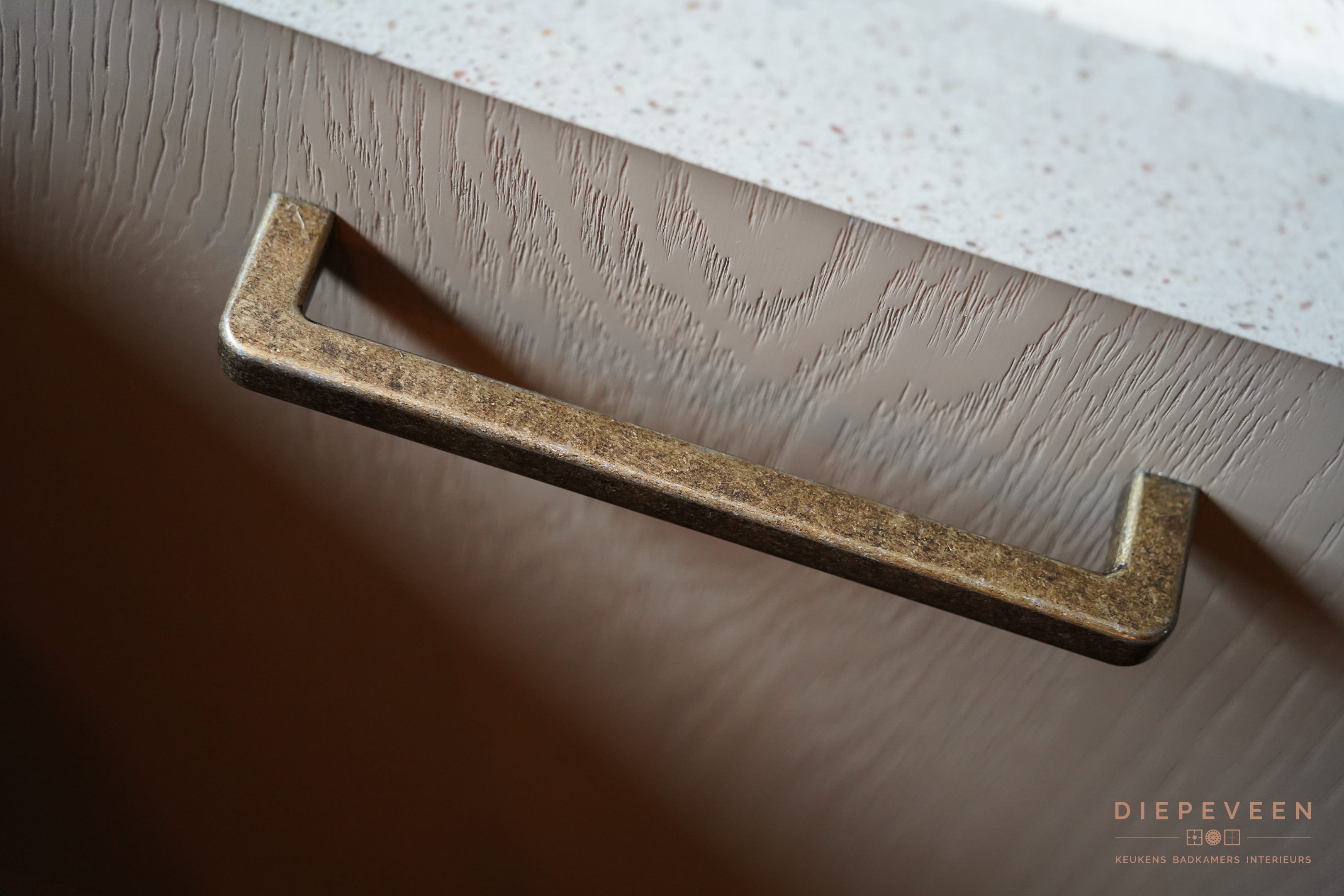 || Elegante keuken, Wijk en Aalburg ||