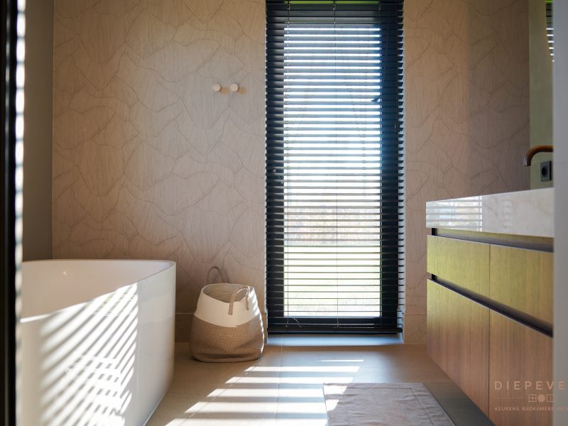 Chique badkamer, Brakel