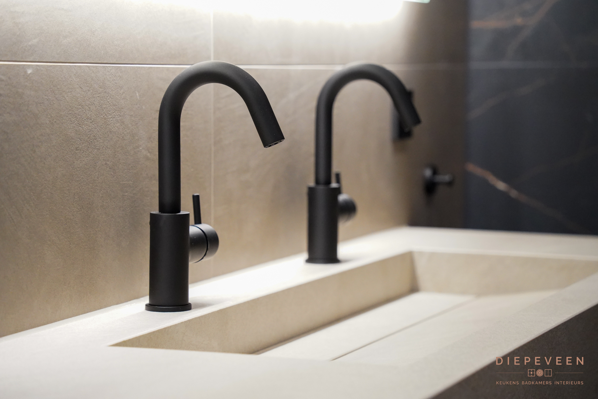 || Stijlvolle badkamer, Brakel || || Stijlvolle badkamer, Brakel ||