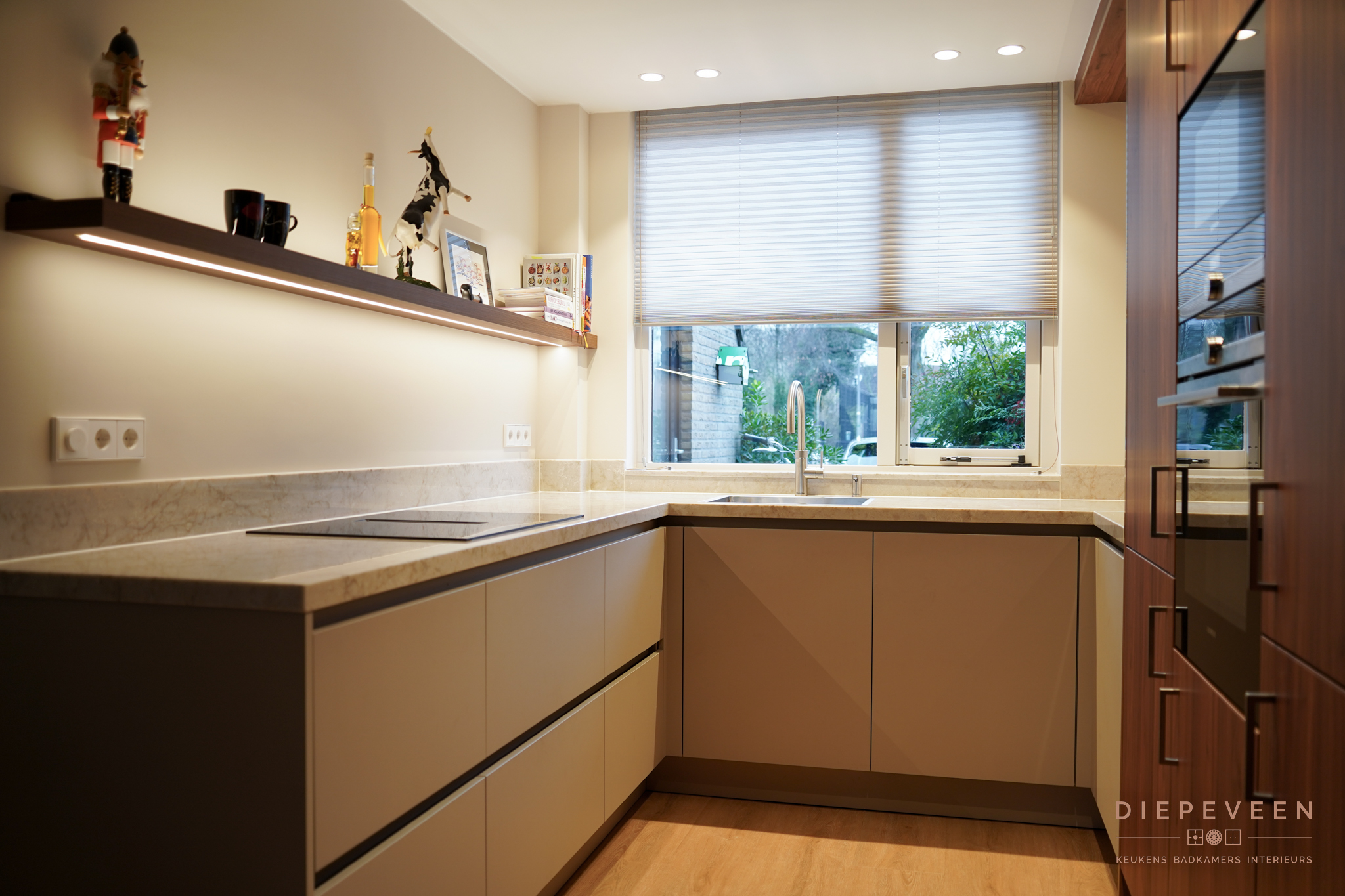 || Warme U-keuken, Rotterdam || || Warme U-keuken, Rotterdam ||