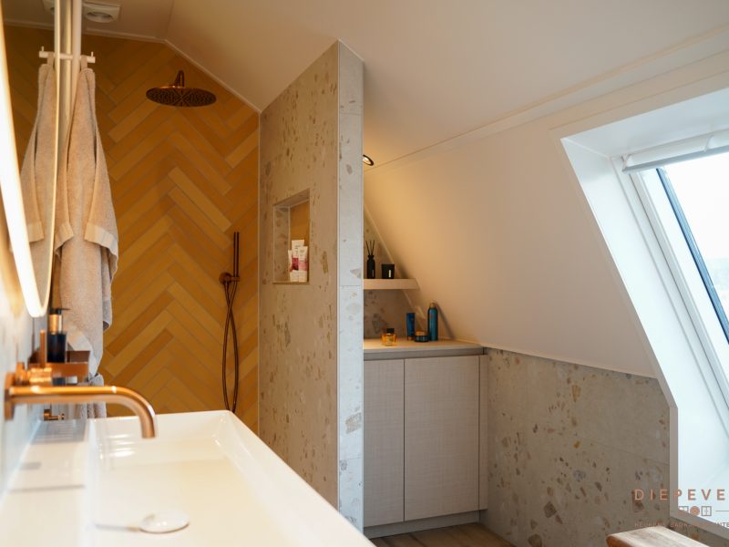 Warme badkamer, Sleeuwijk