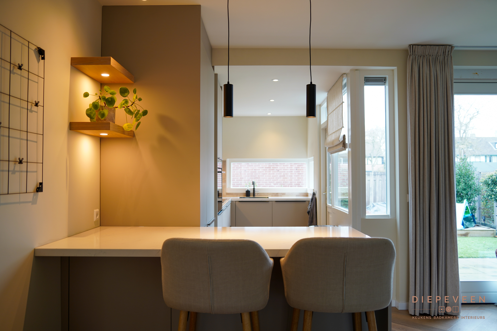 || Elegante keuken, Krimpen aan den IJssel || || Elegante keuken, Krimpen aan den IJssel ||