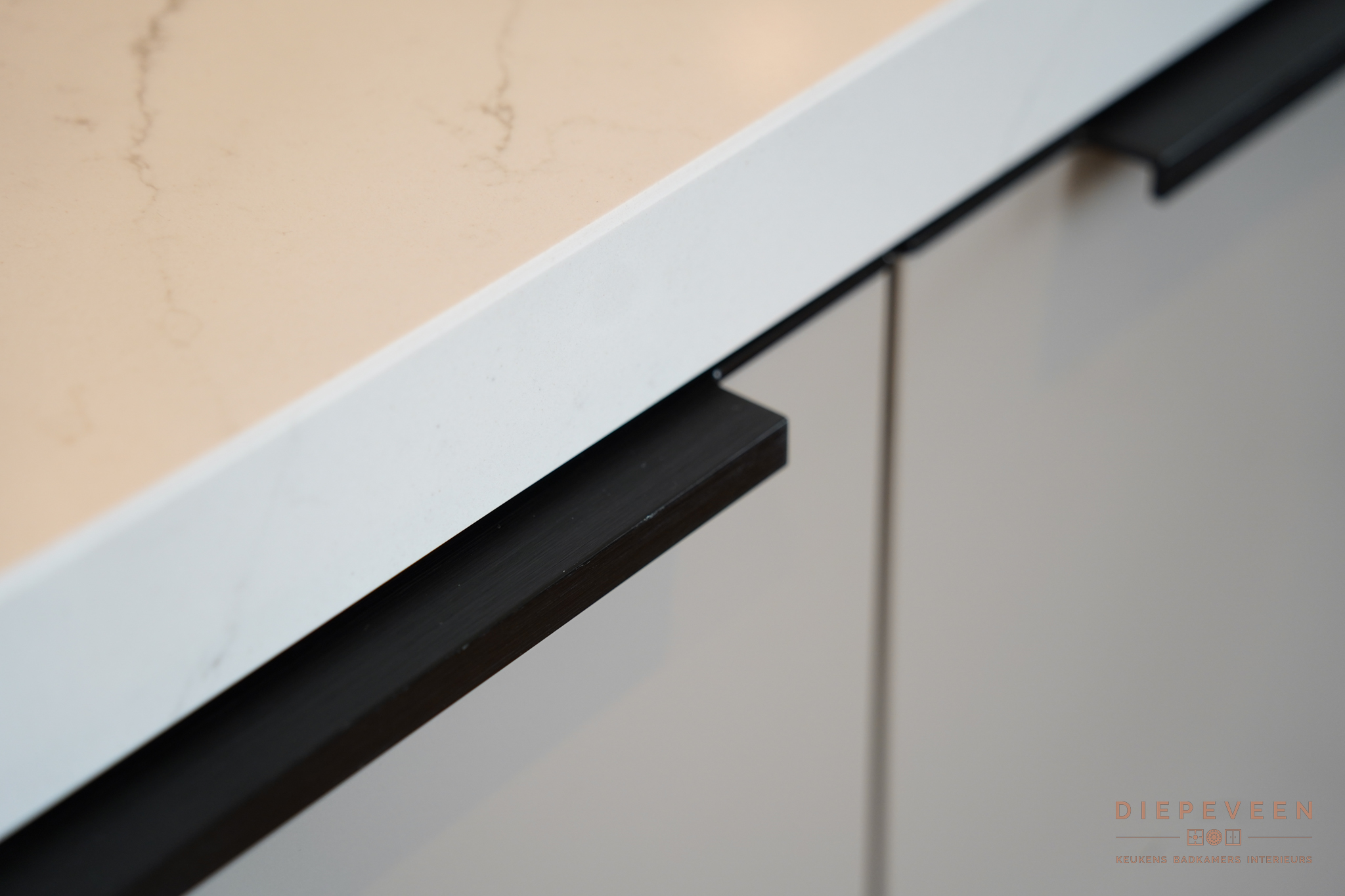 || Elegante keuken, Krimpen aan den IJssel || || Elegante keuken, Krimpen aan den IJssel ||