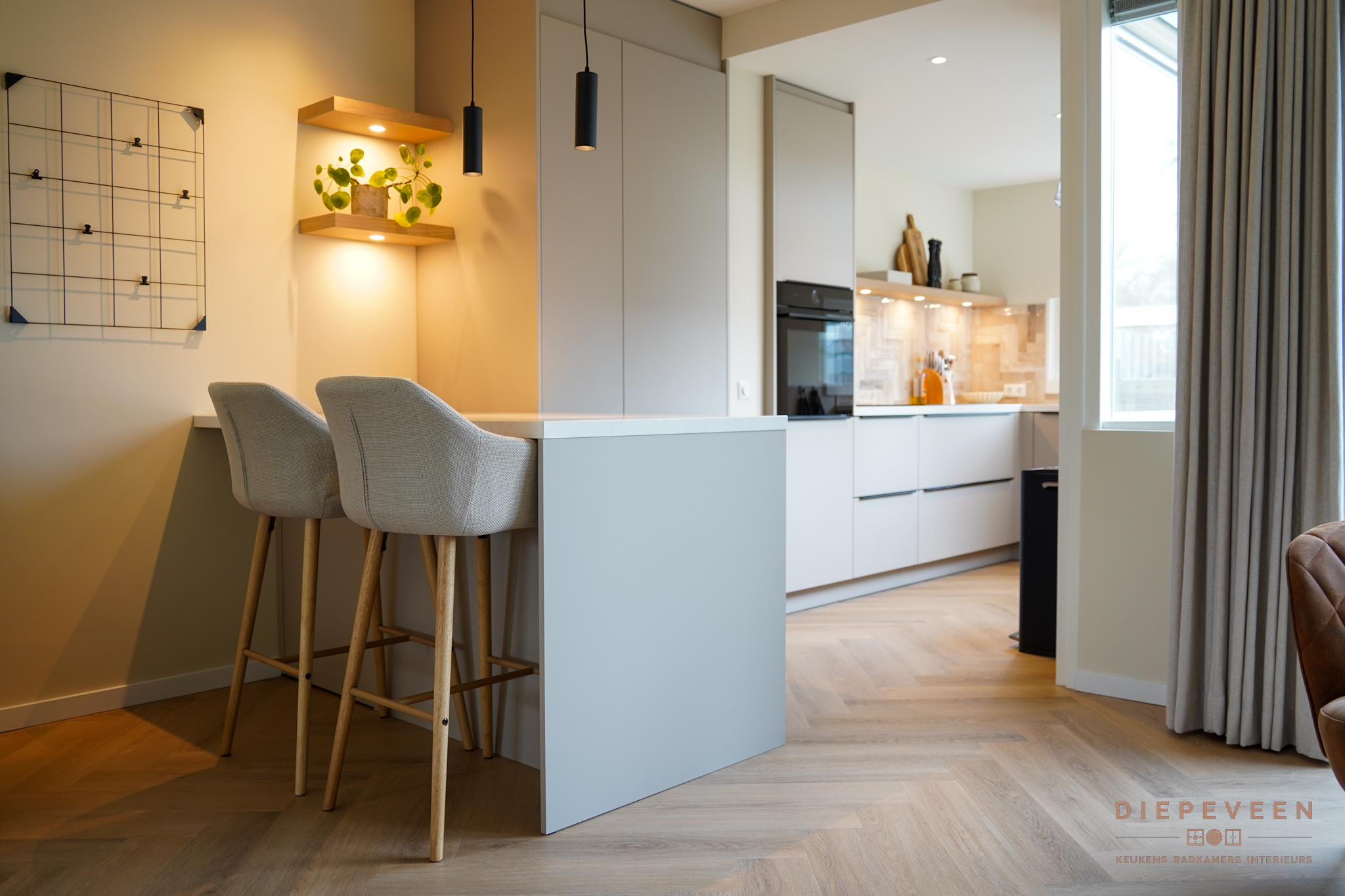 || Elegante keuken, Krimpen aan den IJssel || || Elegante keuken, Krimpen aan den IJssel ||