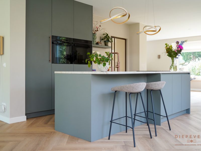 Frisse en moderne keuken, Hilversum