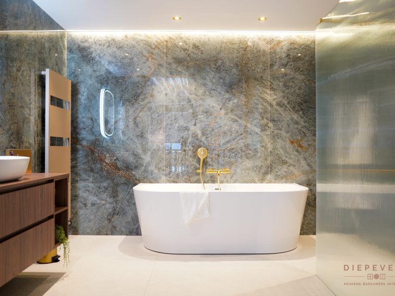 Exclusieve badkamer, showroom Giessen